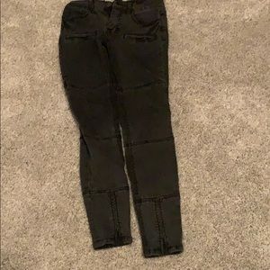 Skinny jeans with detail